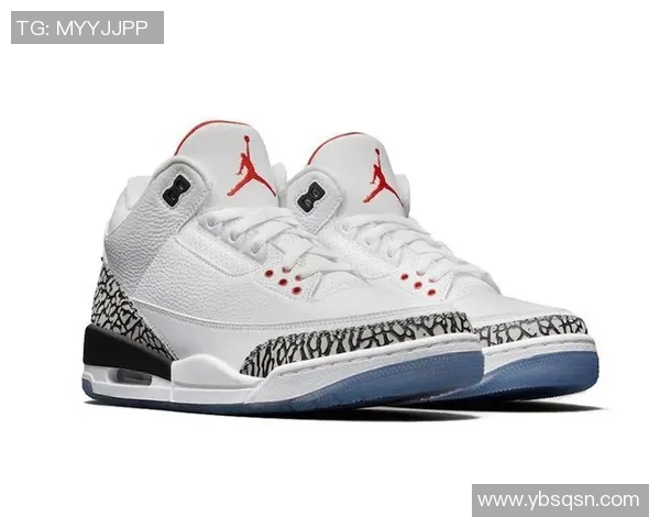 足球球星黑鞋背后的品牌故事及其独特设计解析